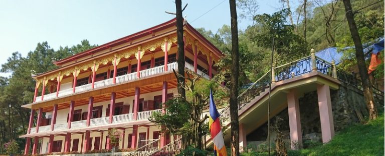 Bài 3: Kết nối con người với thế giới tâm linh